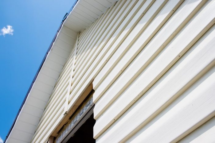 Replace vinyl siding with hardie plank