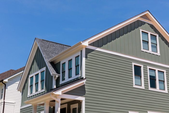 How much to replace siding on a house